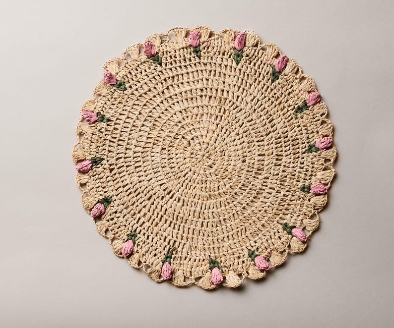 Tulip Floral Placemats – Hand-Crocheted Raffia Palm Floral Placemats – Spring Table Decor